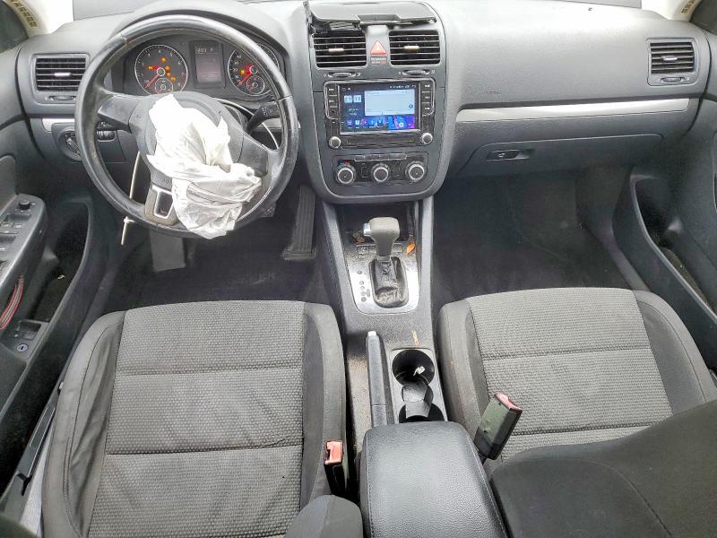 2010 VOLKSWAGEN JETTA S — Фото 8 из 13