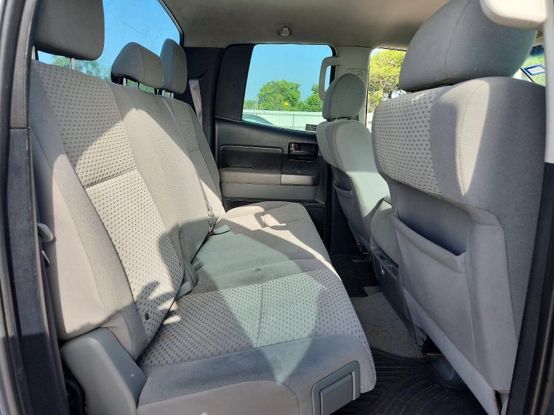 2010 TOYOTA TUNDRA DOUBLE CAB SR5 — Фото 10 из 12