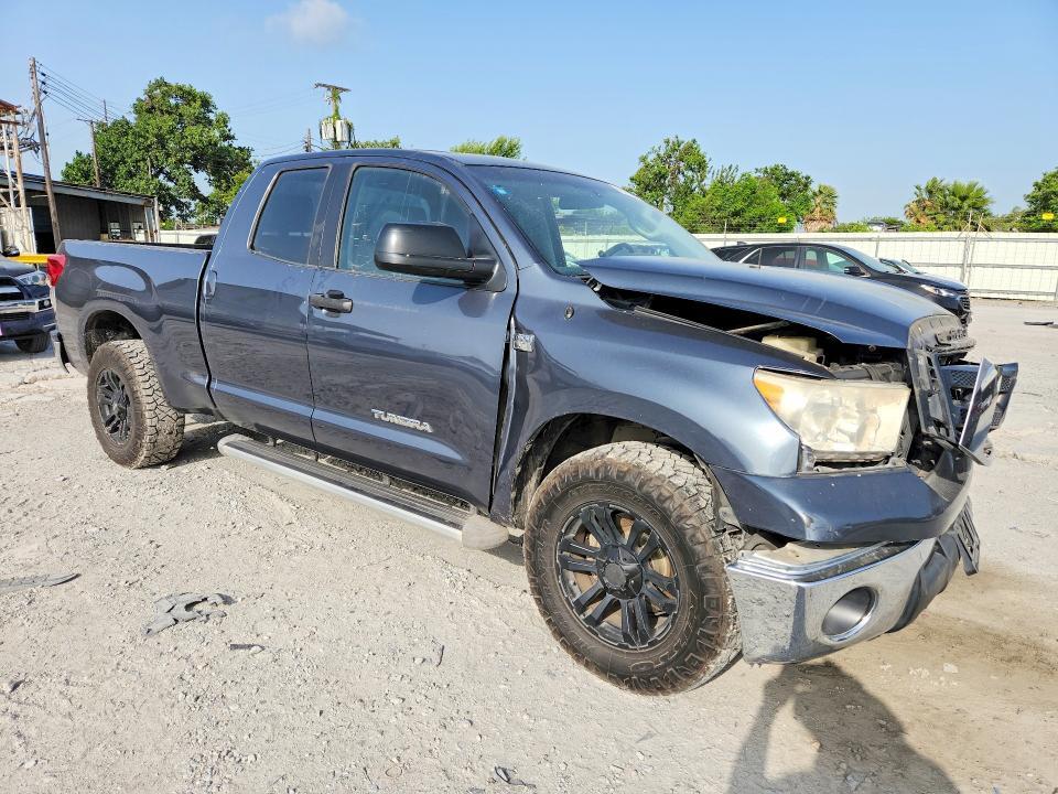 2010 TOYOTA TUNDRA DOUBLE CAB SR5 — Фото 4 из 12