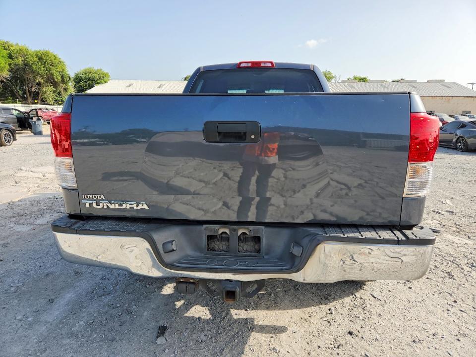 2010 TOYOTA TUNDRA DOUBLE CAB SR5 — Фото 6 из 12