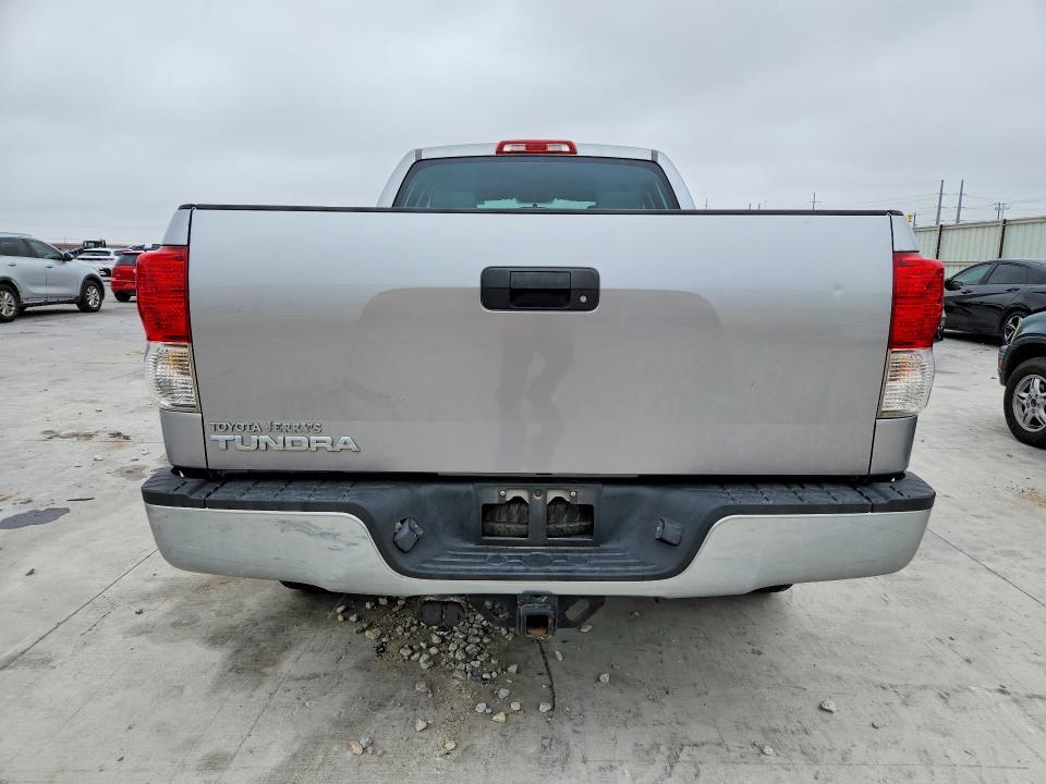 2010 TOYOTA TUNDRA DOUBLE CAB SR5 — Фото 6 из 12