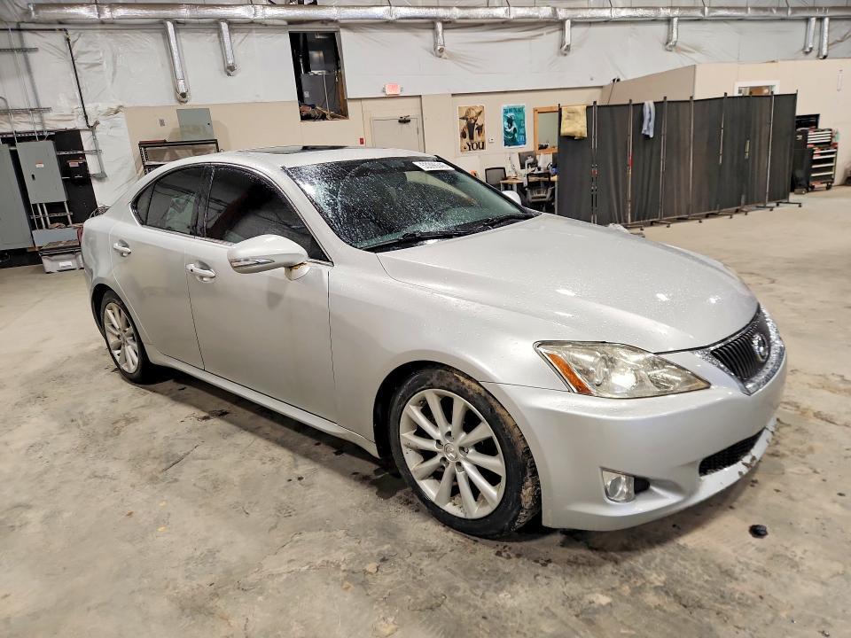JTHCK262795032471 2009 LEXUS IS photo no. 4