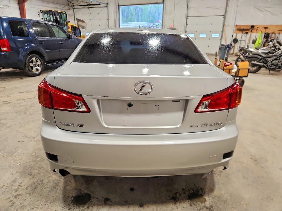 JTHCK262795032471 2009 LEXUS IS photo no. 6