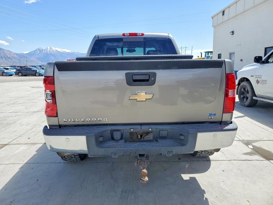 2009 CHEVROLET SILVERADO K1500 LT — Фото 6 из 12