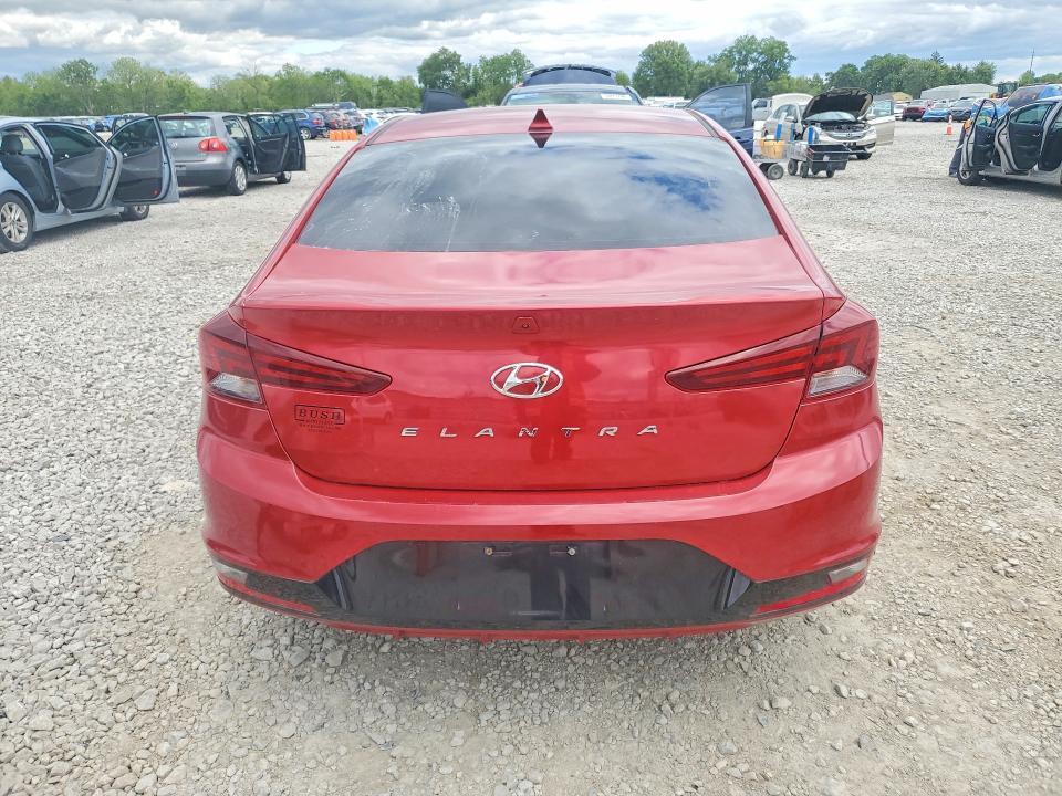 2020 HYUNDAI ELANTRA SEL — Фото 6 из 12