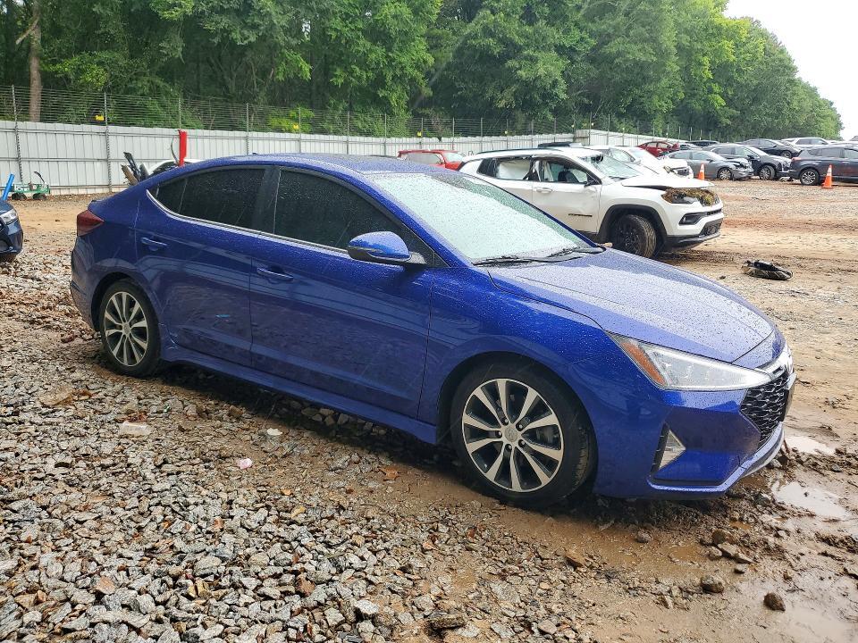 2020 HYUNDAI ELANTRA SPORT — Фото 4 из 12