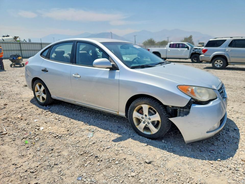 2010 HYUNDAI ELANTRA SE — Фото 4 из 12
