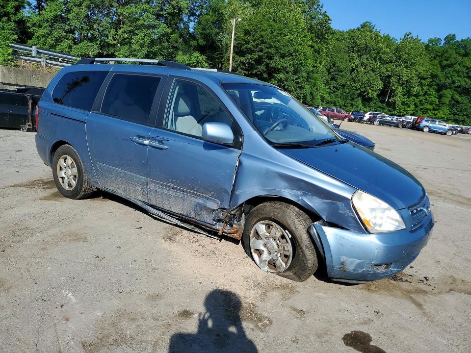 2009 KIA SEDONA LX — Фото 4 из 13