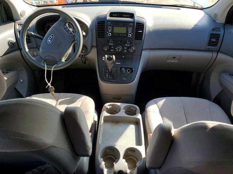 2009 KIA SEDONA LX — Фото 8 из 13