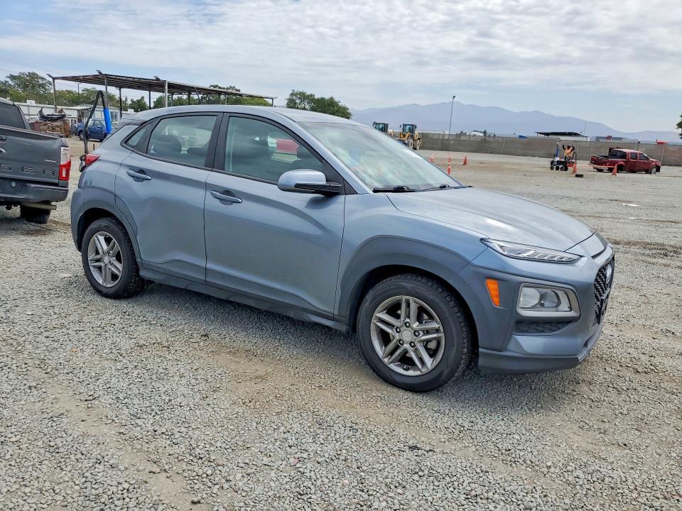 2020 HYUNDAI KONA SE — Фото 4 из 13