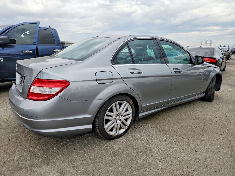 2009 MERCEDES-BENZ C 300 — Фото 3 из 12
