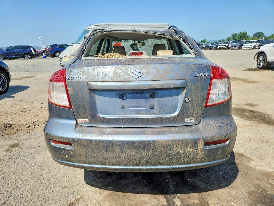 2009 SUZUKI SX4 — Фото 6 из 12