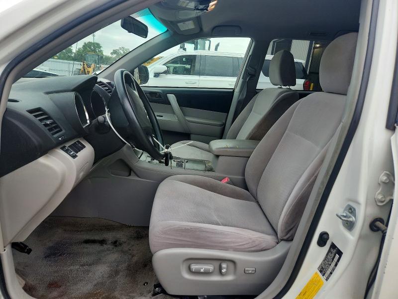 2009 TOYOTA HIGHLANDER — Фото 7 из 13