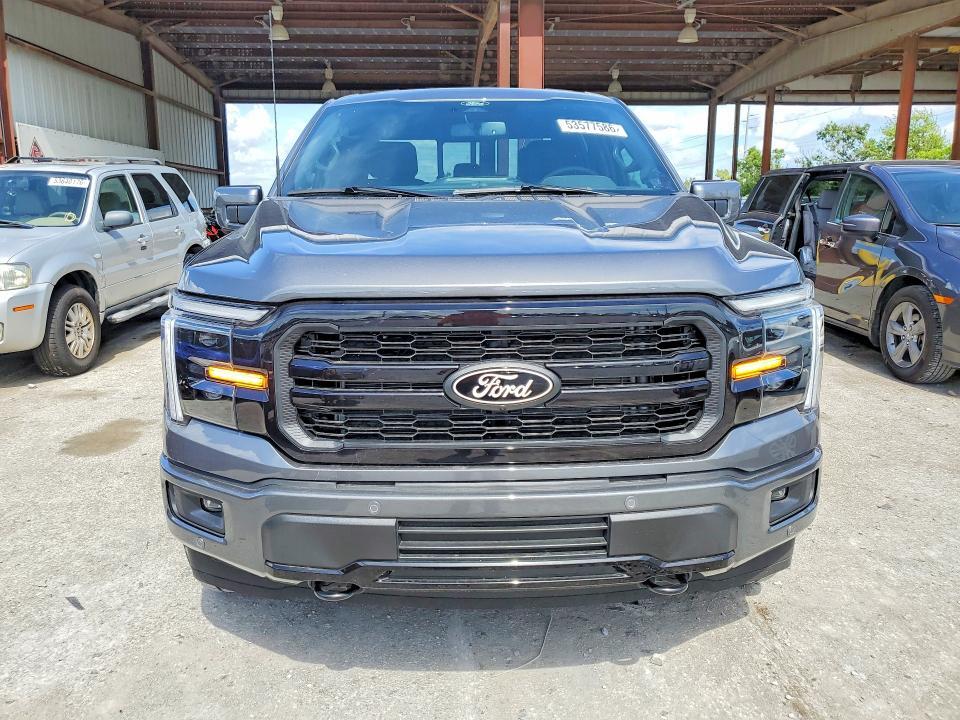 2025 FORD F150 LARIAT — Фото 5 из 12