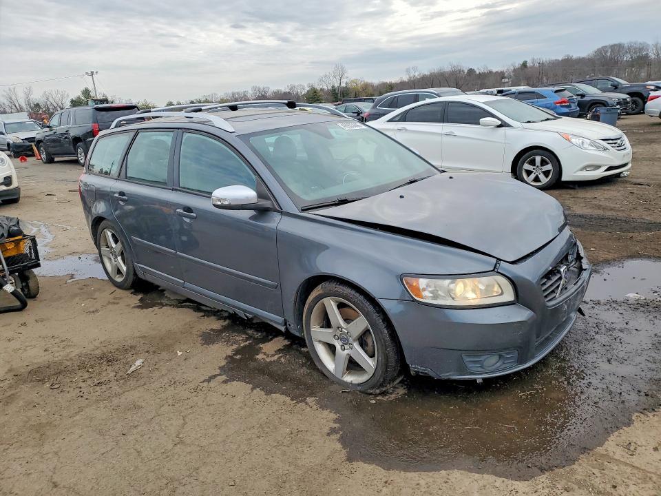 2009 VOLVO V50 T5 — Фото 4 из 12