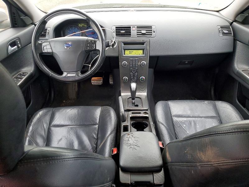 2009 VOLVO V50 T5 — Фото 8 из 12
