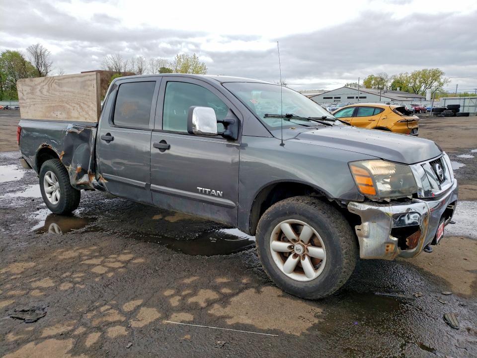 2008 NISSAN TITAN XE — Фото 4 из 12