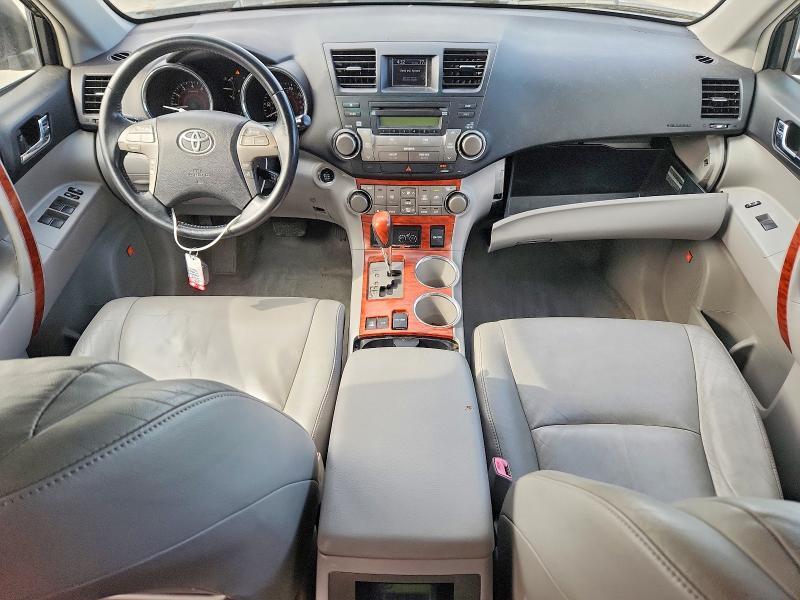 2008 TOYOTA HIGHLANDER LIMITED — Фото 8 из 14