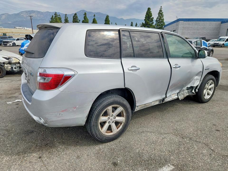 2008 TOYOTA HIGHLANDER HYBRID — Фото 3 из 12