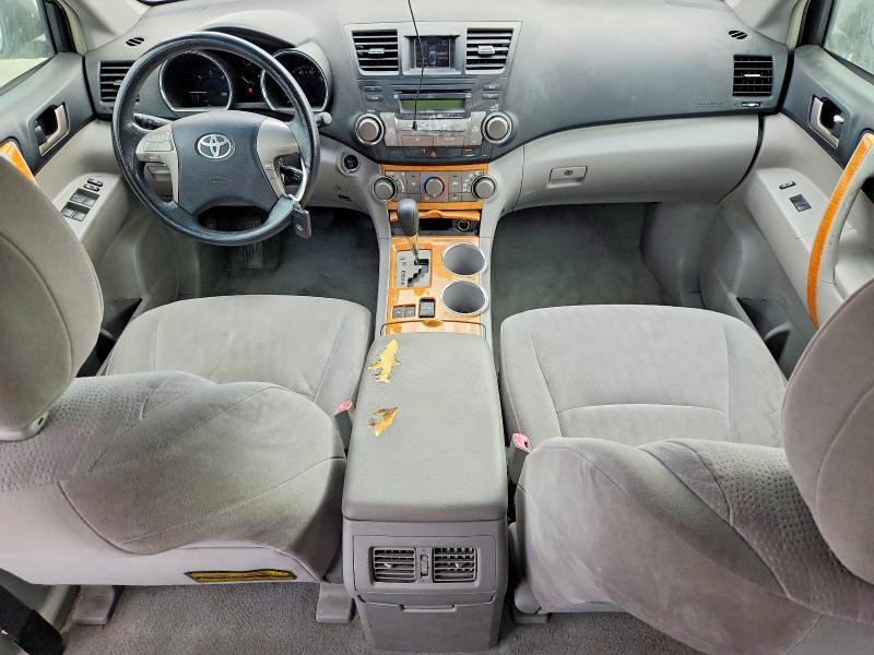 2008 TOYOTA HIGHLANDER HYBRID — Фото 8 из 12