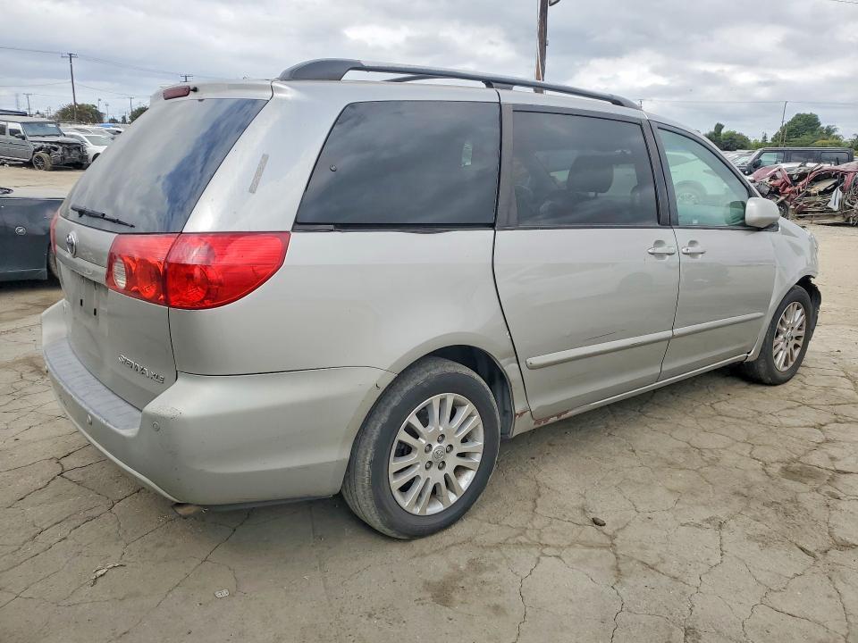 2008 TOYOTA SIENNA XLE — Фото 3 из 14