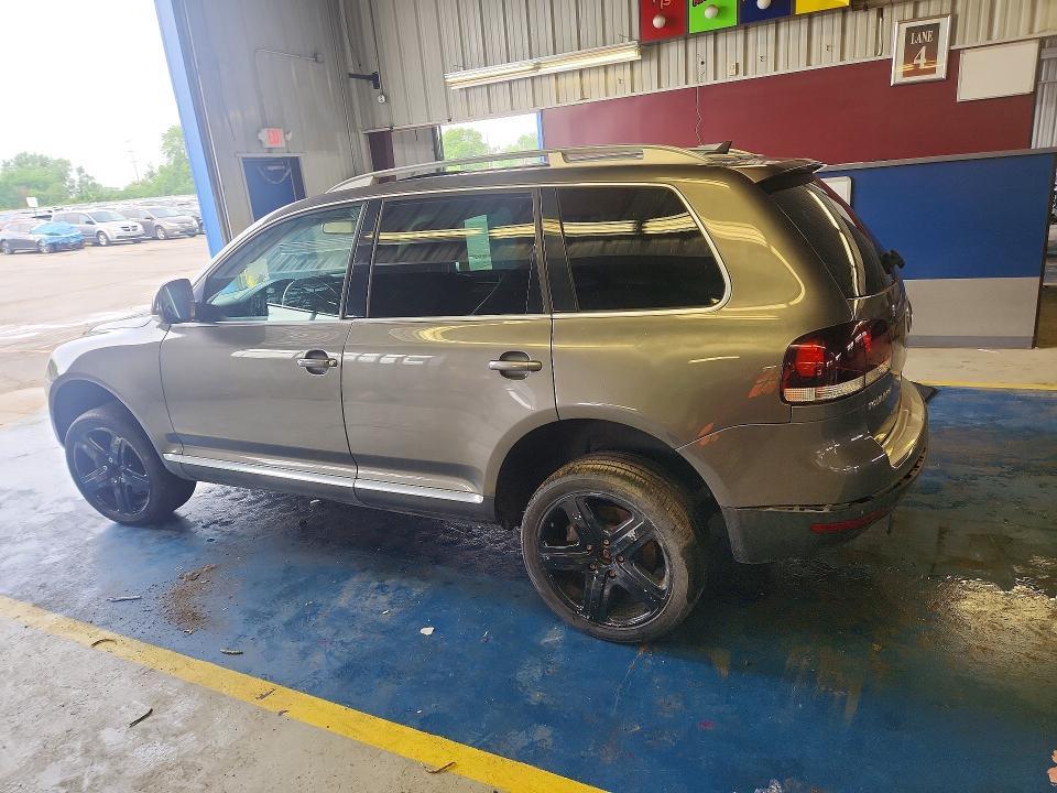 2008 VOLKSWAGEN TOUAREG 2 V8 — Фото 2 из 13
