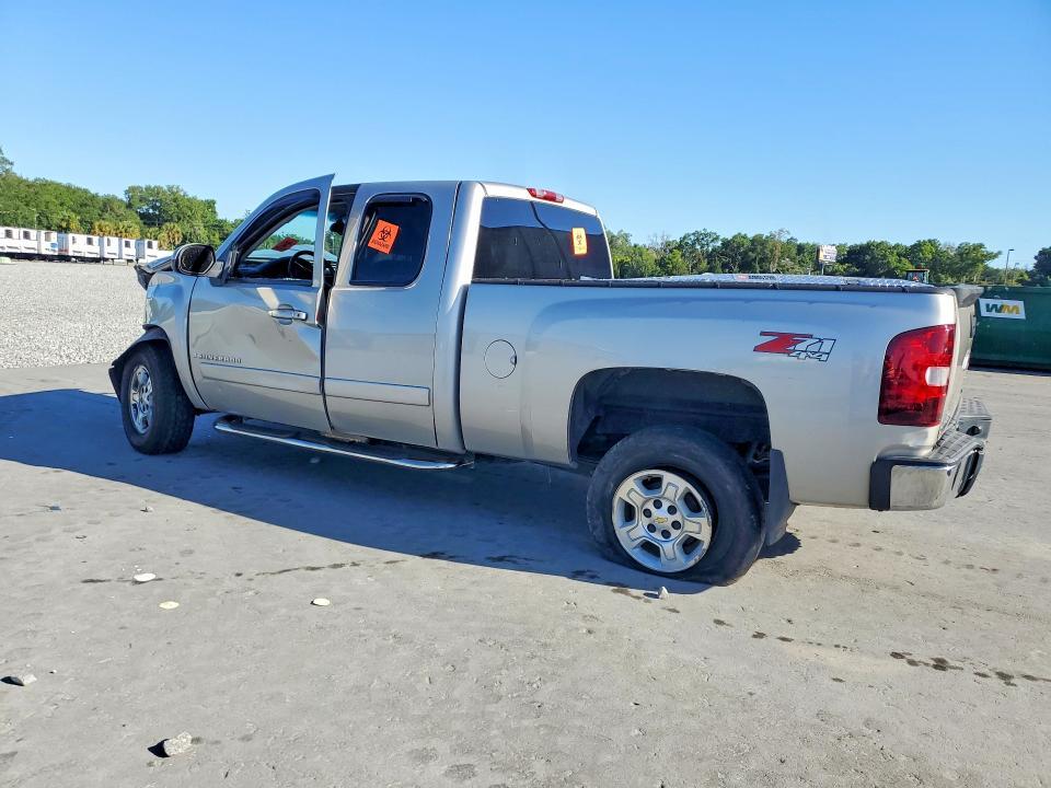 2007 CHEVROLET SILVERADO K1500 — Фото 2 из 12