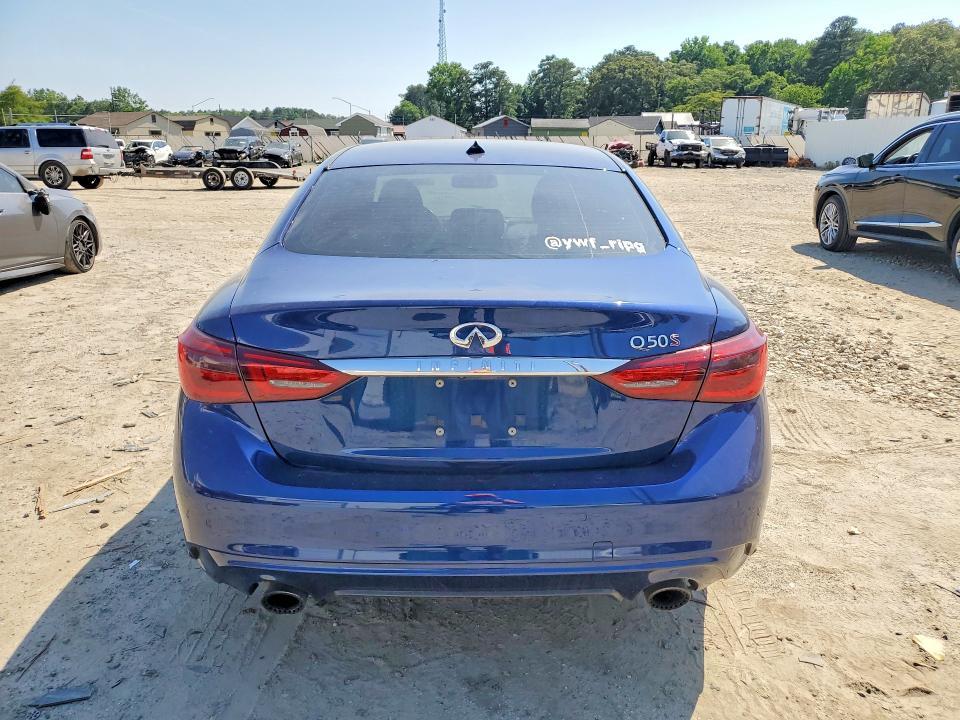2020 INFINITI Q50 RED SPORT 400 — Фото 6 из 12