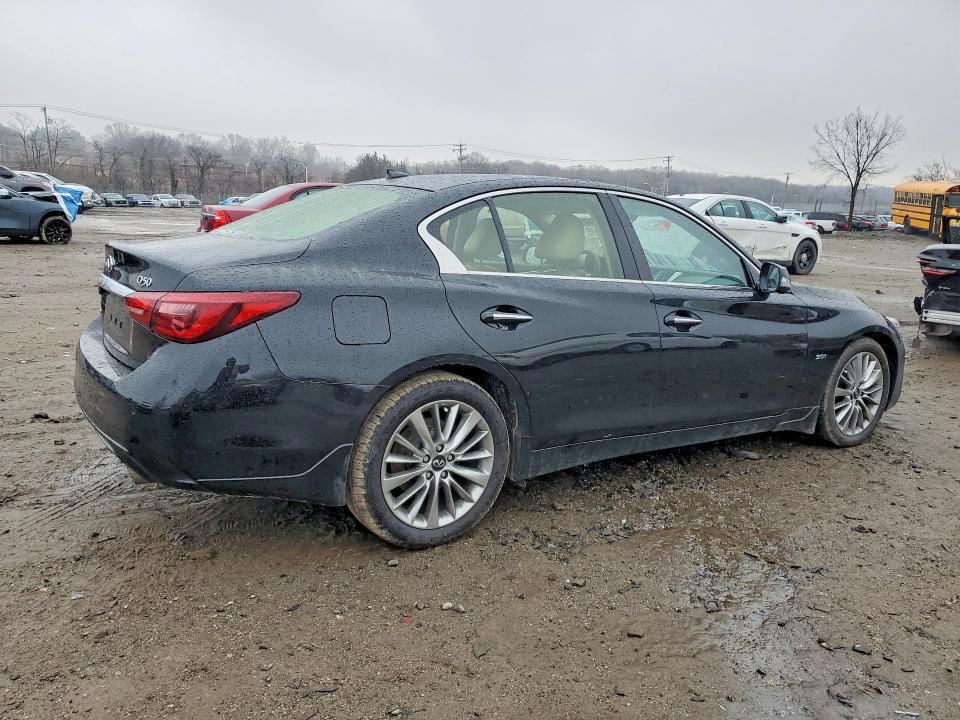 2020 INFINITI Q50 LUXE AWD 3.0T — Фото 3 из 12