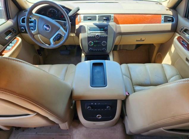 2007 GMC YUKON — Фото 8 из 13