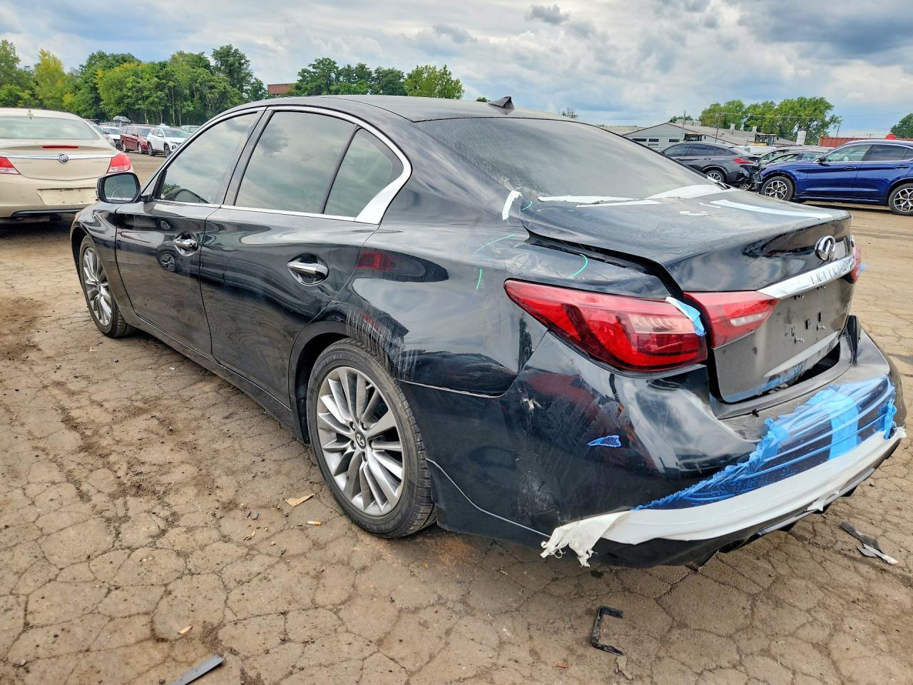 2020 INFINITI Q50 3.0T LUXE — Фото 2 из 12