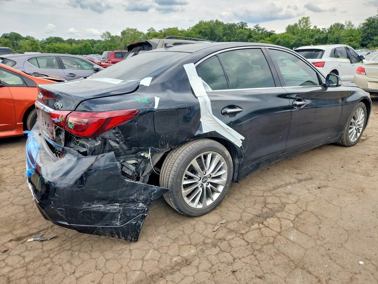 2020 INFINITI Q50 3.0T LUXE — Фото 3 из 12