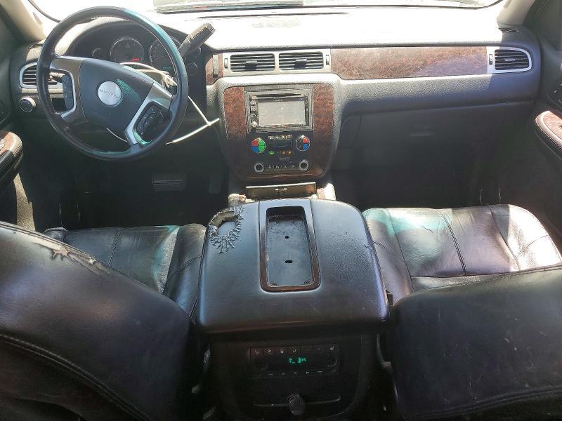 2007 GMC YUKON XL DENALI — Фото 8 из 12