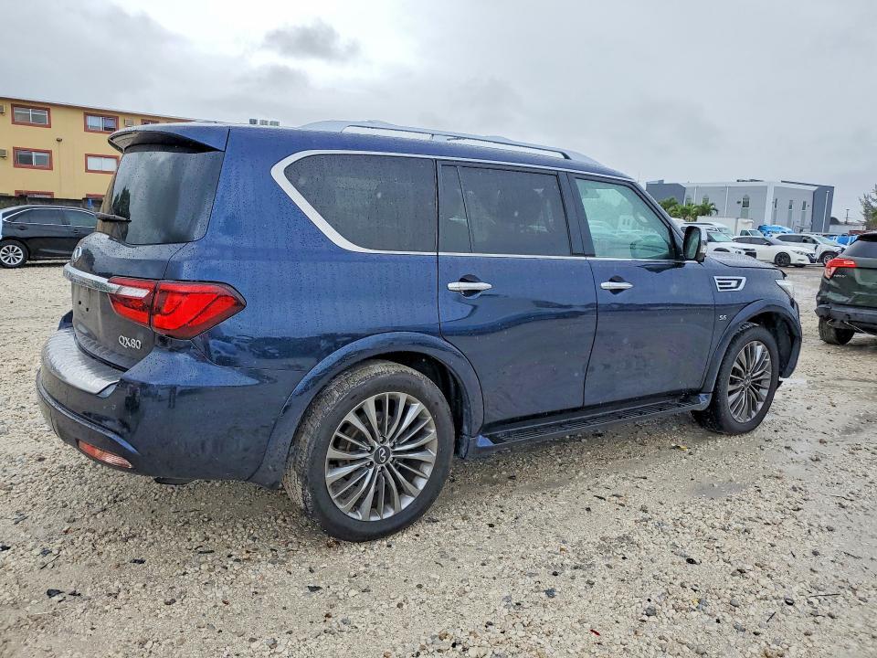 2020 INFINITI QX80 LUXE — Фото 3 из 13