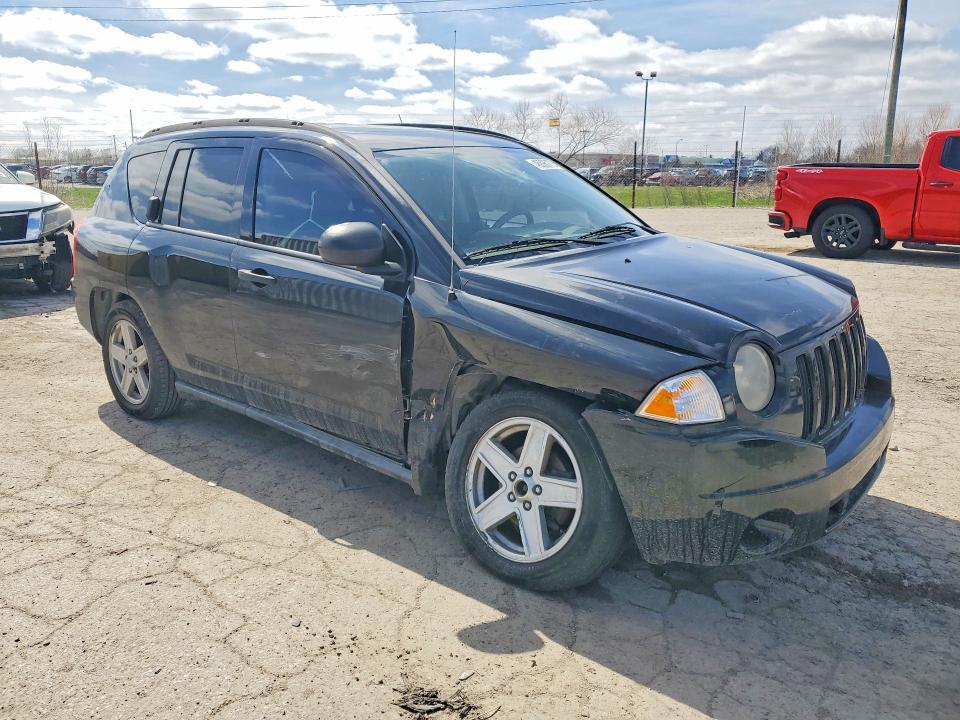 1J8FT47067D322670 2007 JEEP COMPASS photo no. 4