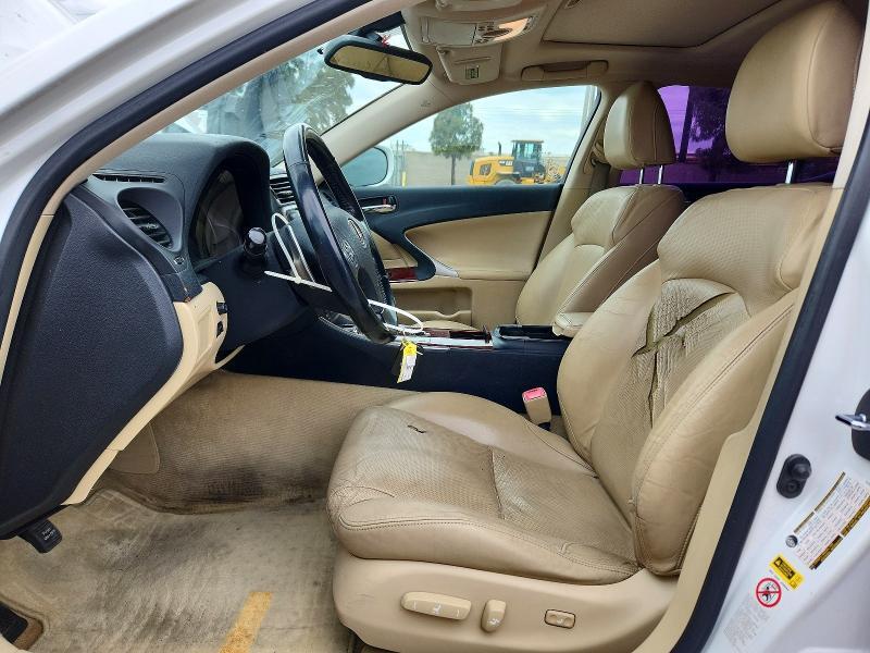 JTHBK262775050364 2007 LEXUS IS photo no. 7
