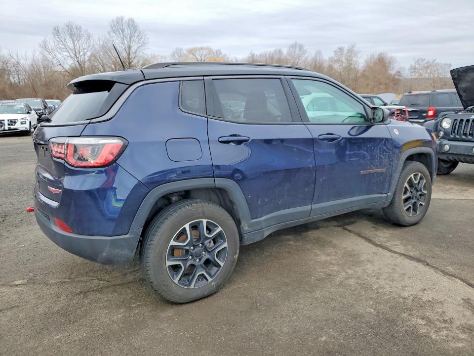 2020 JEEP COMPASS TRAILHAWK — Фото 3 из 13