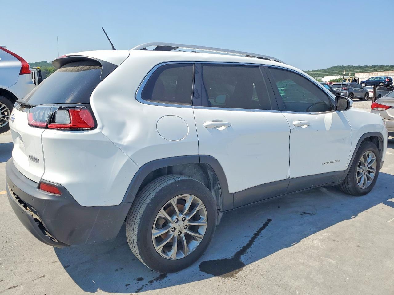 2020 JEEP CHEROKEE LATITUDE PLUS — Фото 3 из 13