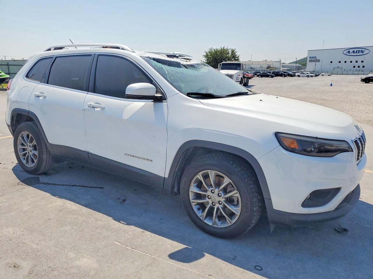 2020 JEEP CHEROKEE LATITUDE PLUS — Фото 4 из 13