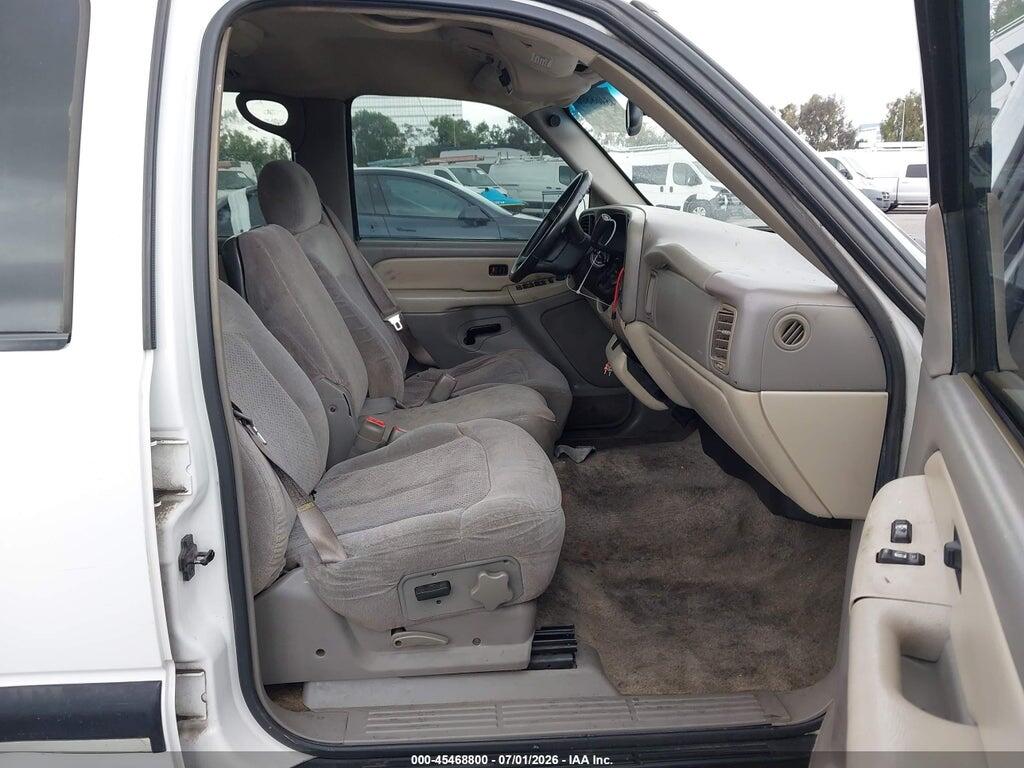 3GNEC16T2YG142871 2000 CHEVROLET SUBURBAN 1500 photo no. 5