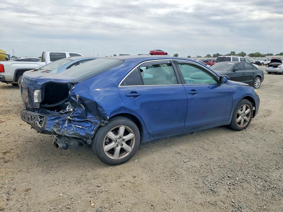 4T1BE46KX7U013928 2007 TOYOTA CAMRY photo no. 3