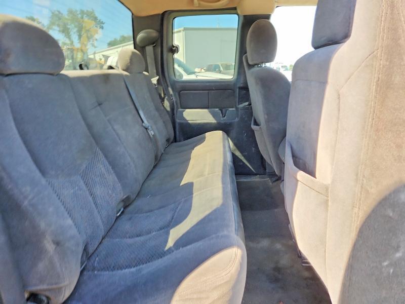 2006 CHEVROLET SILVERADO C1500 — Фото 10 из 12