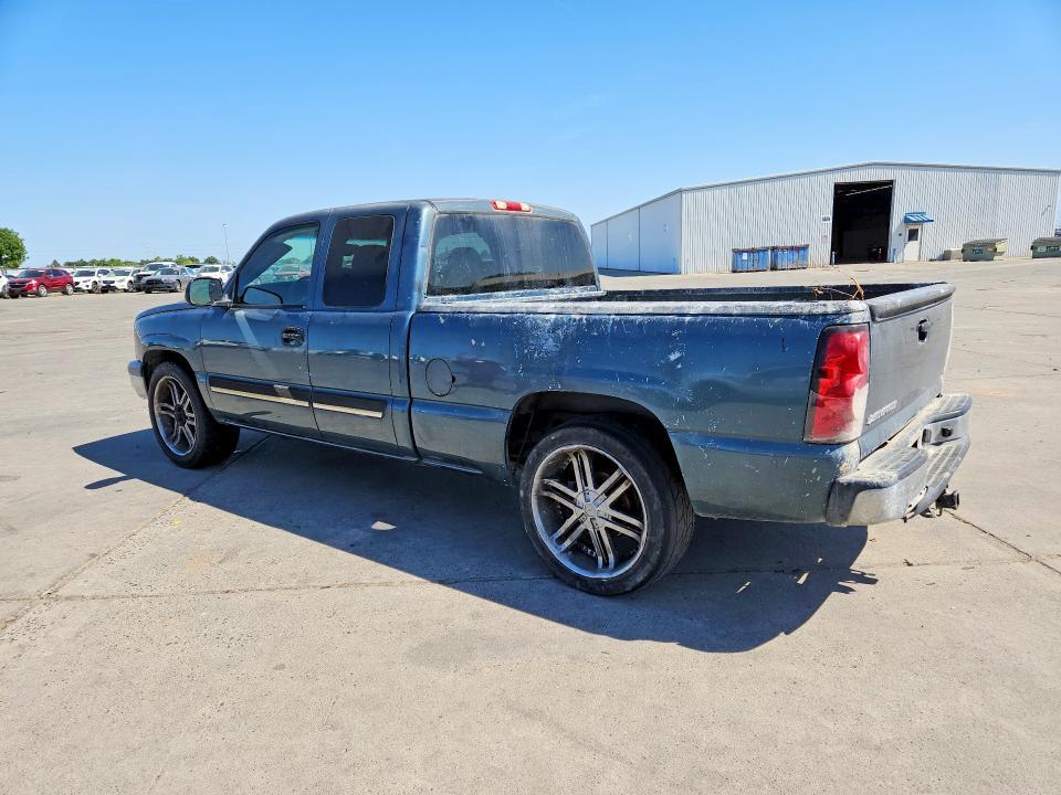 2006 CHEVROLET SILVERADO C1500 — Фото 2 из 12