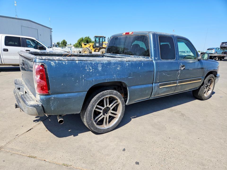 2006 CHEVROLET SILVERADO C1500 — Фото 3 из 12
