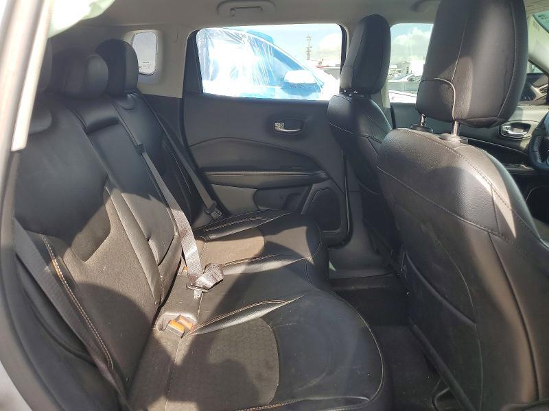 2020 JEEP COMPASS LATITUDE — Фото 11 из 13