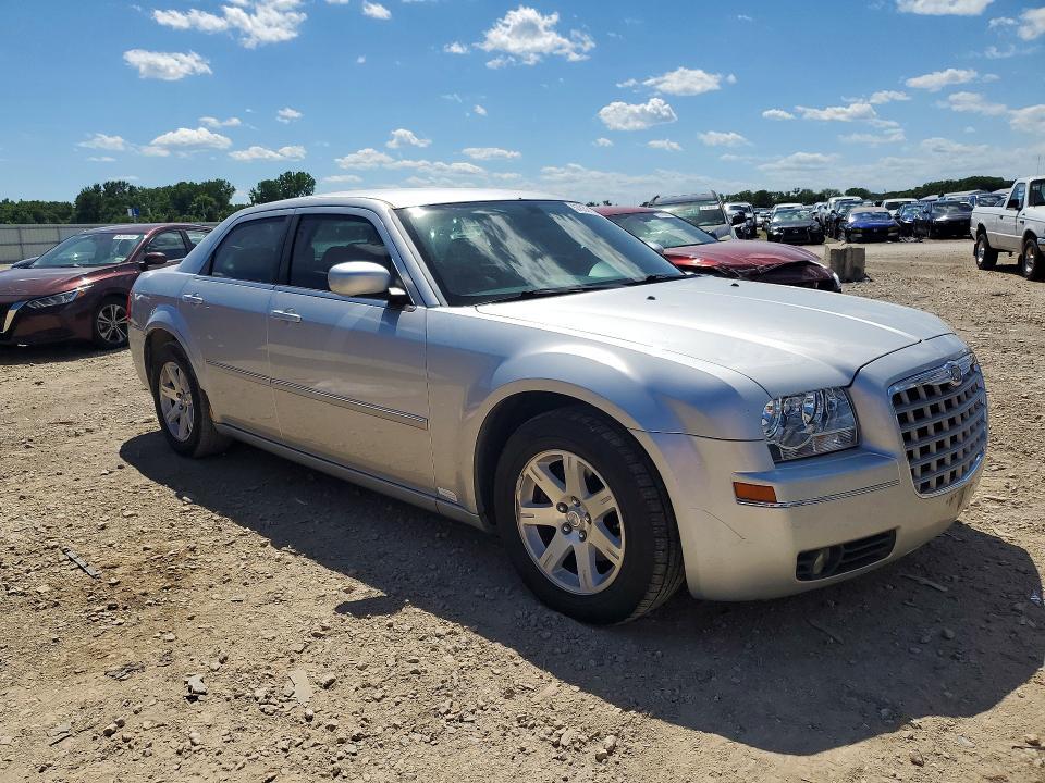 2006 CHRYSLER 300 TOURING — Фото 4 из 12