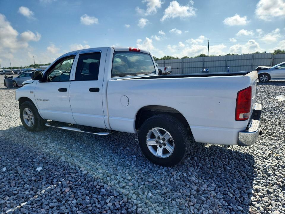 2006 DODGE RAM 1500 ST — Фото 2 из 12