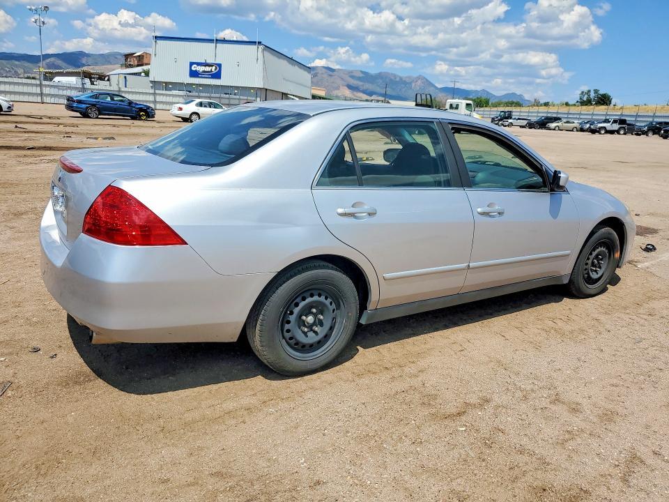2006 HONDA ACCORD LX — Фото 3 из 12