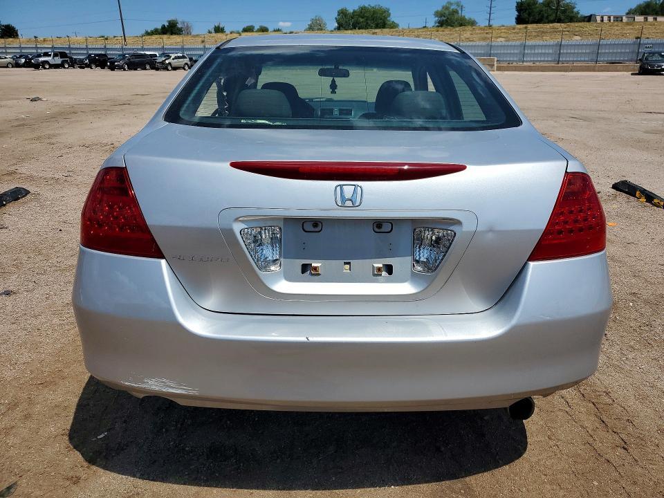 2006 HONDA ACCORD LX — Фото 6 из 12