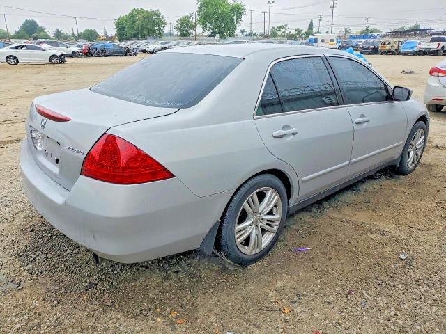 2006 HONDA ACCORD LX — Фото 3 из 12